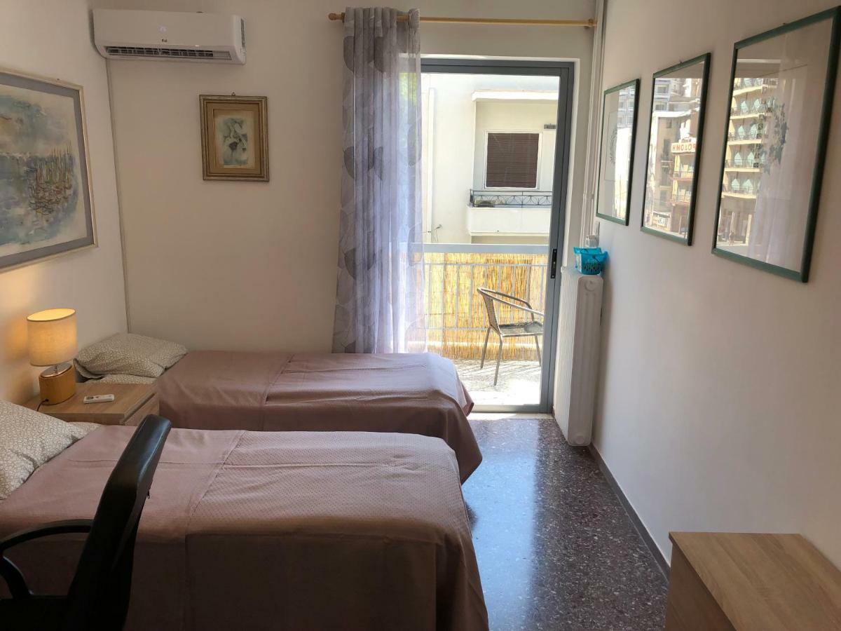 Metaxourgio Spacious Two Bedroom Apartment Athen Eksteriør billede